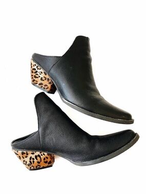 Very Volatile Cheetah Ankle Booties Mule 9